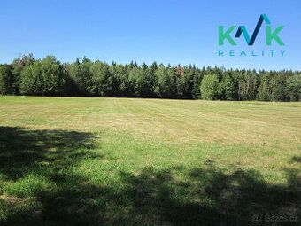 Nabízíme ke koupi pozemek o výměře 431 m2 v Suché u Nejdku. 