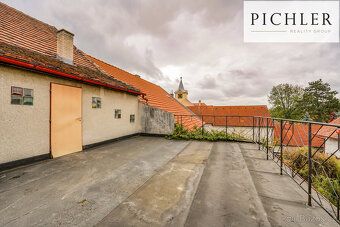Nabízíme Vám ke koupi atypický rodinný dům v městě Kasejovic