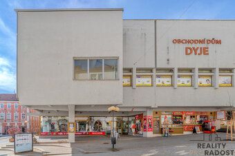 Exkluzivní nabídka pronájmu obchodního prostoru cca 180m2 v 