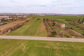 Nabízíme k prodeji pozemek o výměře 2 814 m² v klidné části 