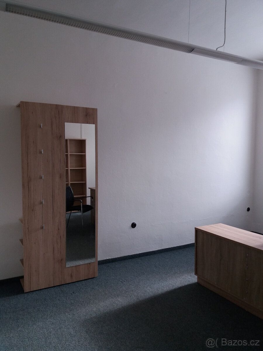 Nabízím pronájem kancelářského prostoru o velikosti 22,5m2 n