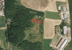 Prodej pozemku o výměře 1661 m2 na kterém je už dlouho rozes