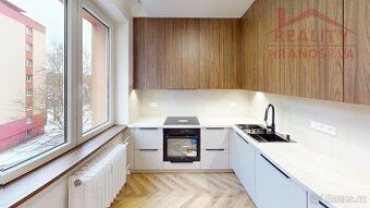 Připravujeme prodej bytu 2/1/balkon v lokalitě Hrabůvka, ul.