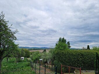 Prodám zahradu v osobním vlastnictví 376m² Na zahradě je cha
