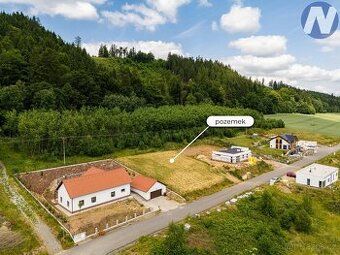 Jedná se o prodej atraktivního a velice prostorného pozemku 