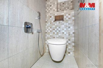 Nabízíme k prodeji prostorný rodinný dům v žádané lokalitě T