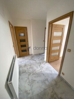 Nabízíme k pronájmu komfortní nový byt 3+1, o ploše 134m2, v