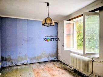 Ve výhradním zastoupení majitele nabízíme menší rodinný dům 