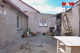 Nabízíme Vám k prodeji řadový rodinný dům v Kostelci na Hané