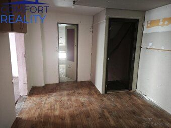 Pronájem-prodej rodinného domu 5+2 o podlahové ploše 200 m2.