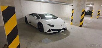 Potřebujete uschovat auto(a), motorku(y), před povětrnostním