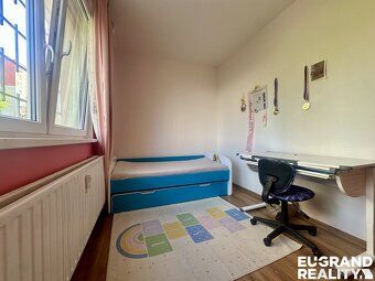 Ev.č. 06013 Nabízíme Vám ke koupi byt o dispozici 3+1 a celk