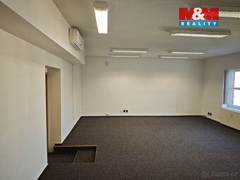Nabízíme k pronájmu prostorné kanceláře v samotném centru Os
