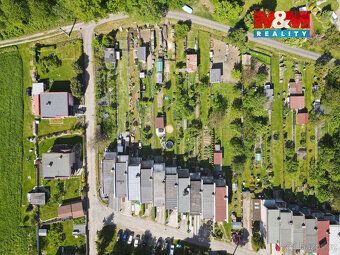 Nabízíme prodej rodinného domu v řadové zástavbě. Dům prošel