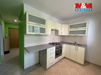 Nabízíme k dlouhodobému podnájmu byt 1+1 o velikosti 39 m² n