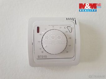 Nabízíme k pronájmu byt 2+kk o velikosti 48 m2 s pavlačí, v 