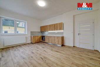 Nabízíme Vám k pronájmu světlý a kompletně zrekonstruovaný b