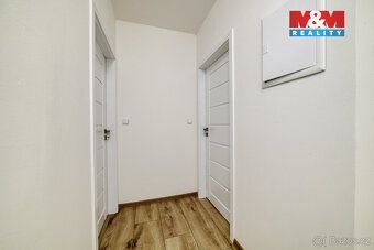 Nabízíme Vám k pronájmu světlý a kompletně zrekonstruovaný b