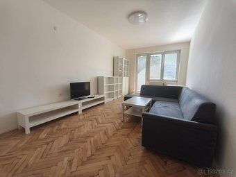 Nabízíme Vám k pronájmu byt 2+1 s balkonem v Kyjově na ulici