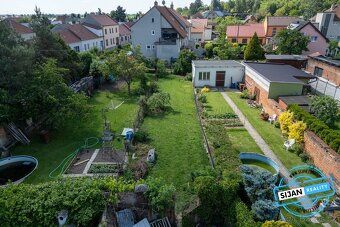 Ev.č. 00736 Stavební pozemek 384 m² s původním rodinným dome