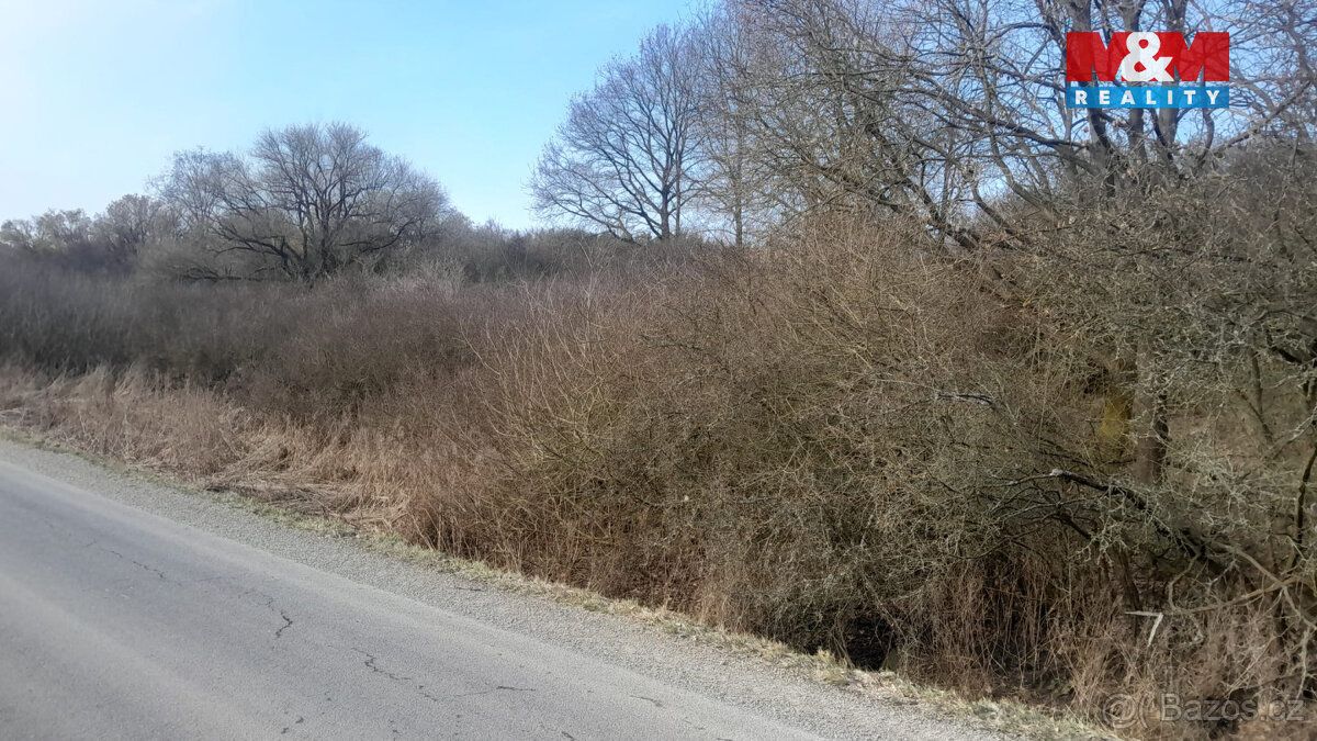 Nabízíme k prodeji dva pozemky o celkové výměře 3 389 m², kt