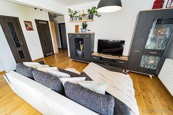 Hněvousice prodej moderního rodinného domu 5+kk, 117 m2, poz