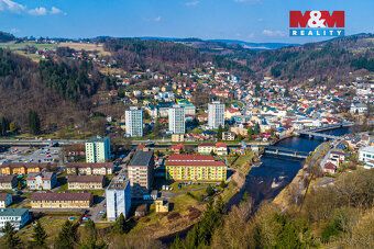 Nabízíme k prodeji byt s dispozicí 2+1, o užitné ploše 56 m²