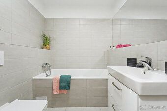 Nabízím k prodeji moderní mezonetový byt 3+kk v Kouřimi. Nen
