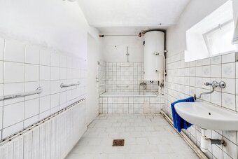Hledáte místo pro bydlení, podnikání, investici či odpočinek