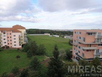 Nabízíme Vám k prodeji byt o dispozici 2+kk a ploše 45 m2. B