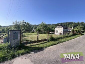 Ev.č. 00412 Nabízíme k prodeji oplocenou zahradu o výměře 75