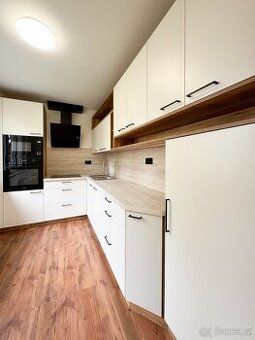 Nabízíme k prodeji byt 1+1 s lodžií o velikosti 36m² na ul. 