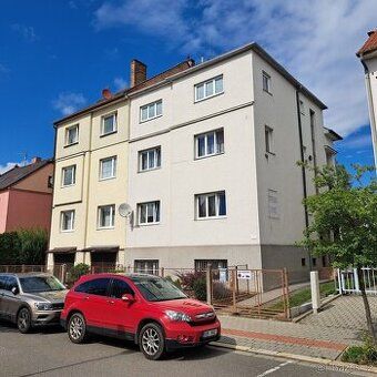 Nabízíme k prodeji byt 1+1 s lodžií o velikosti 36m² na ul. 