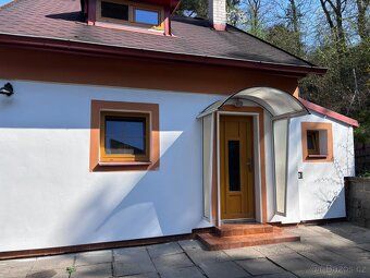 Ev.č. 00113-3 K dlouhodobému pronájmu nabízíme samostatně st