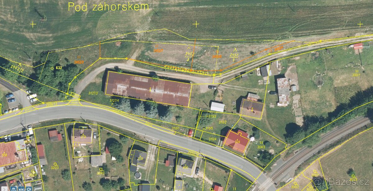 Prodej 3 stavebních parcel s možností rozšíření – Bělá nad R