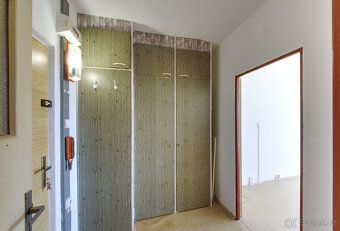 Na prodej byt o dispozici 1+kk o podlahové ploše 31 m² v Hod