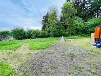 Prodej pozemek Bydlení, 1200m², Hořice na Šumavě
Cena od 250