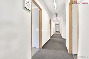 + poplatky za služby. Uvedená cena je bez DPH., Dumrealit.cz