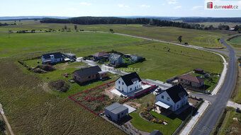 , prodej rodinného domu o zastavěné ploše 102 m², podlahové 