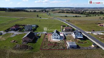 , prodej rodinného domu o zastavěné ploše 102 m², podlahové 