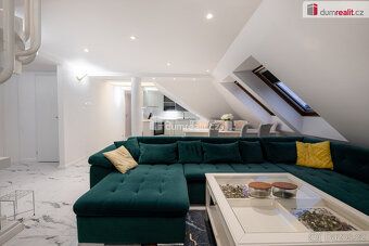 , prodej mezonetového bytu 5 + KK, 130 m² podlahové plochy a