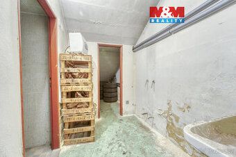 Nabízíme k pronájmu prostor o výměře 1 890 m² v průmyslové h