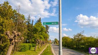 Nabízíme k prodeji stavební pozemek o velikosti 958 m², kter