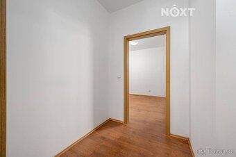 Nabízíme k prodeji světlý a prostorný byt 3+kk o ploše 87,5 
