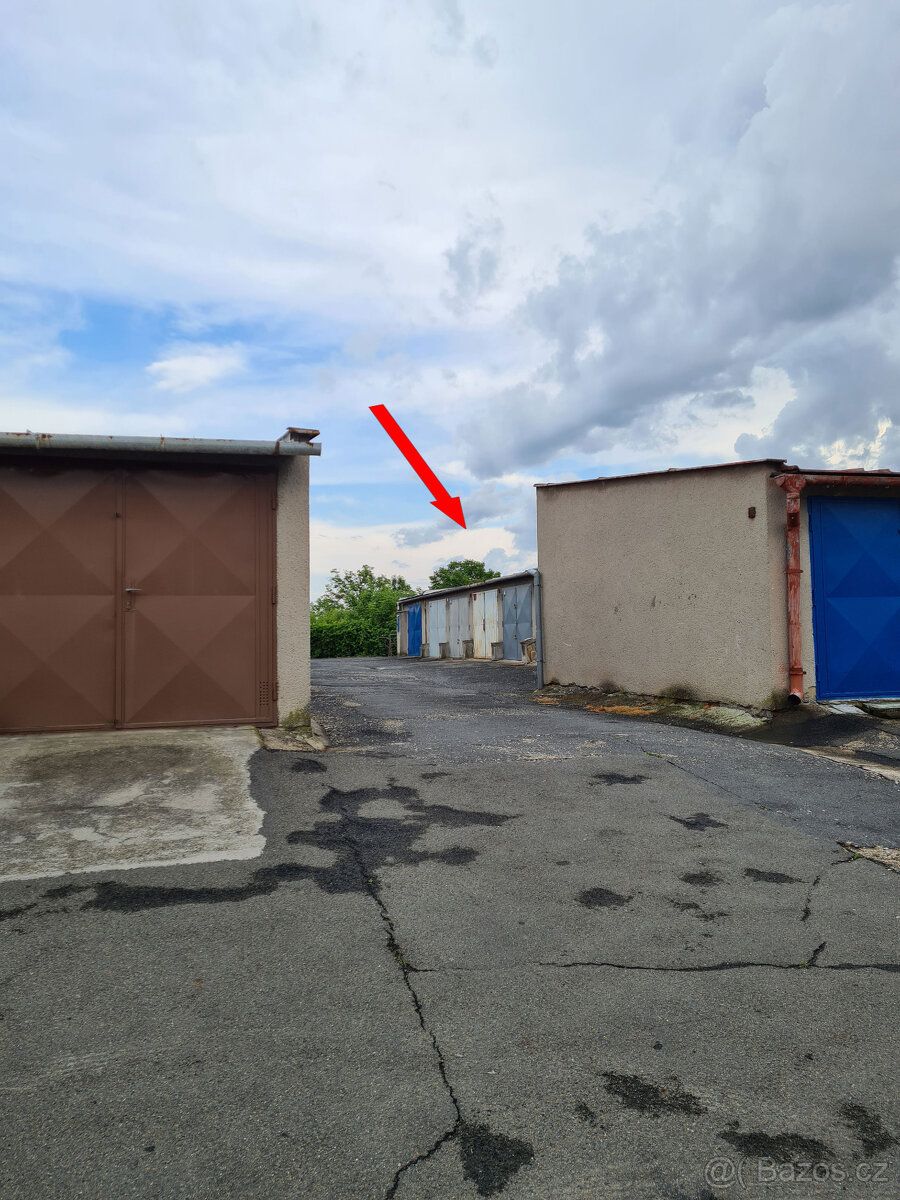 Pronajmu čistou, suchou garáž na ul. Bílanská (u nádraží) v 