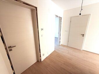 Dovolujeme si Vám nabídnout ke koupi luxusní byt s terasou, 