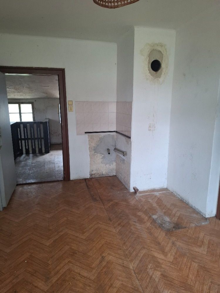 Nabízíme k prodeji patrový rodinný dům v klidné lokalitě měs