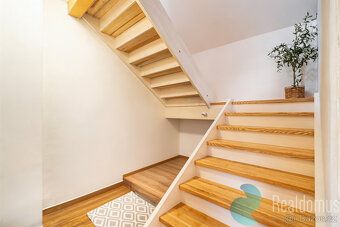 Nabízím k prodeji rodinný dům o dispozici 4+kk v jedné z nej
