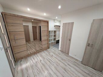 🏡 Pronájem pokojů v moderním bytě 3+1 po kompletní rekonstru