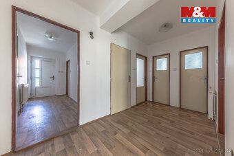 Exkluzivně prodáváme světlý rodinný dům ve velmi dobrém stav